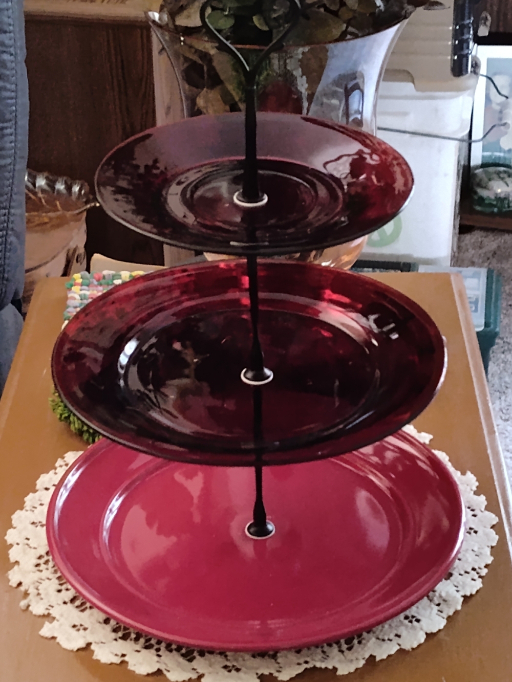 Three-Tier Serving Stand in Deep Berry Red - Elegant Home Kitchen Display